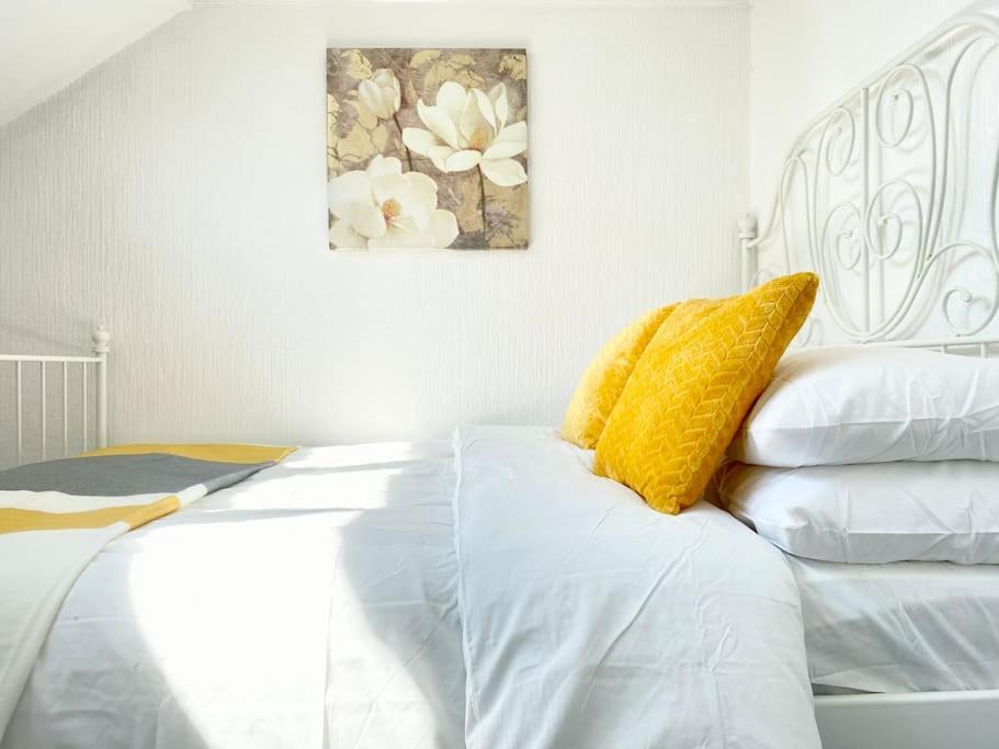 Charming Seaside Cottage In Leigh-On-Sea Southend-on-Sea Extérieur photo